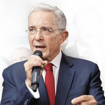 Álvaro Uribe revela borrador de proyecto de amnistía