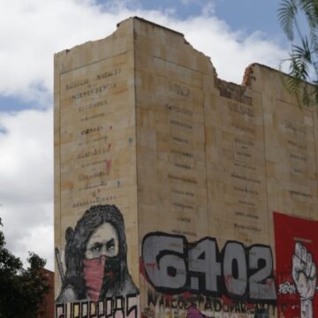 El horror de la demolición de Monumento a los Héroes