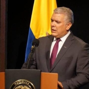 Sigue cayendo el desempleo