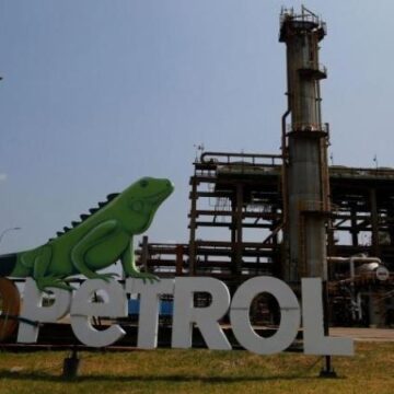 Baja desempleo, suben utilidades de Ecopetrol