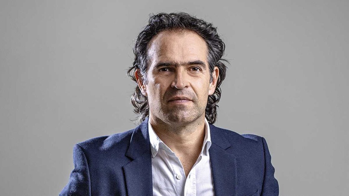 Fico se lanza a construir gran coalición democrática