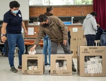 Se agita el ambiente político en Colombia