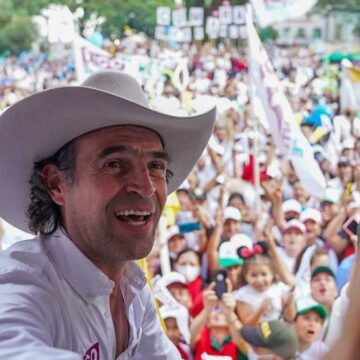 Abrumador respaldo a Fico en todo el país