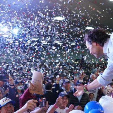 Fico llenó las plazas y el 29 llenará las urnas