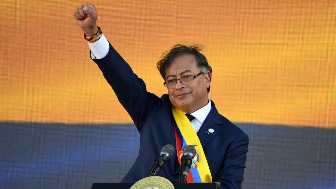 Se acentúan temores por reformas petristas