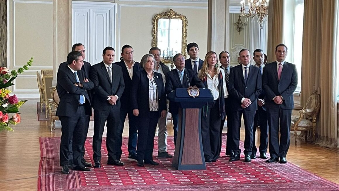 Gobierno retrocede en Reforma Tributaria