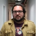 IvanGallo La rumba y el whisky ¿los peores enemigos de Gustavo Petro?