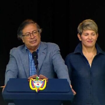 Sin calle ni Congreso, Petro se desespera y amenaza