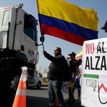 Transportadores hicieron retroceder a Petro