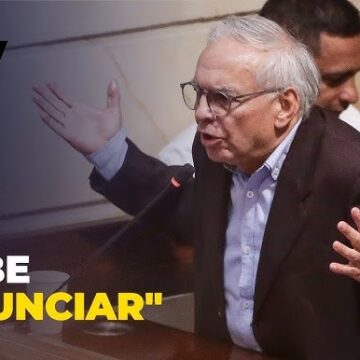 ¡Que renuncie Bonilla! ¿Y Petro?